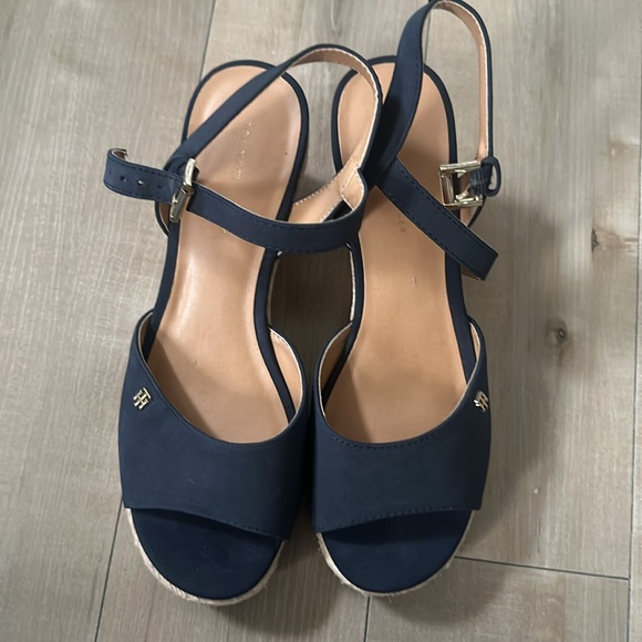 Tommy Hilfiger Sandals - Picture 5 of 5